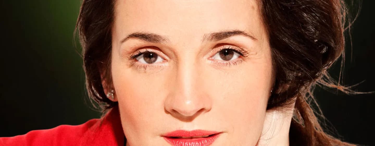 Huszárik Kata portrait