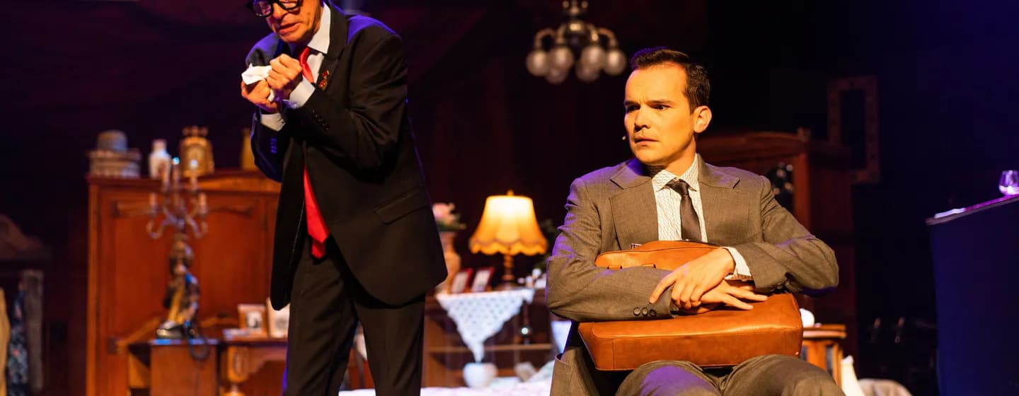 Mici néni két élete